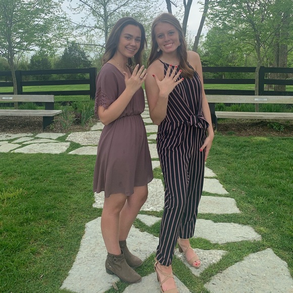 stripped jumpsuit - Picture 2 of 4